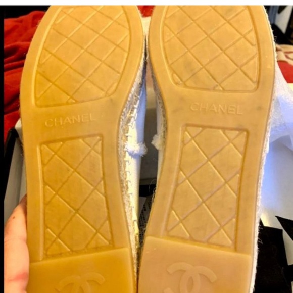 COPY - CHANEL SLIP ON - Picture 6 of 7